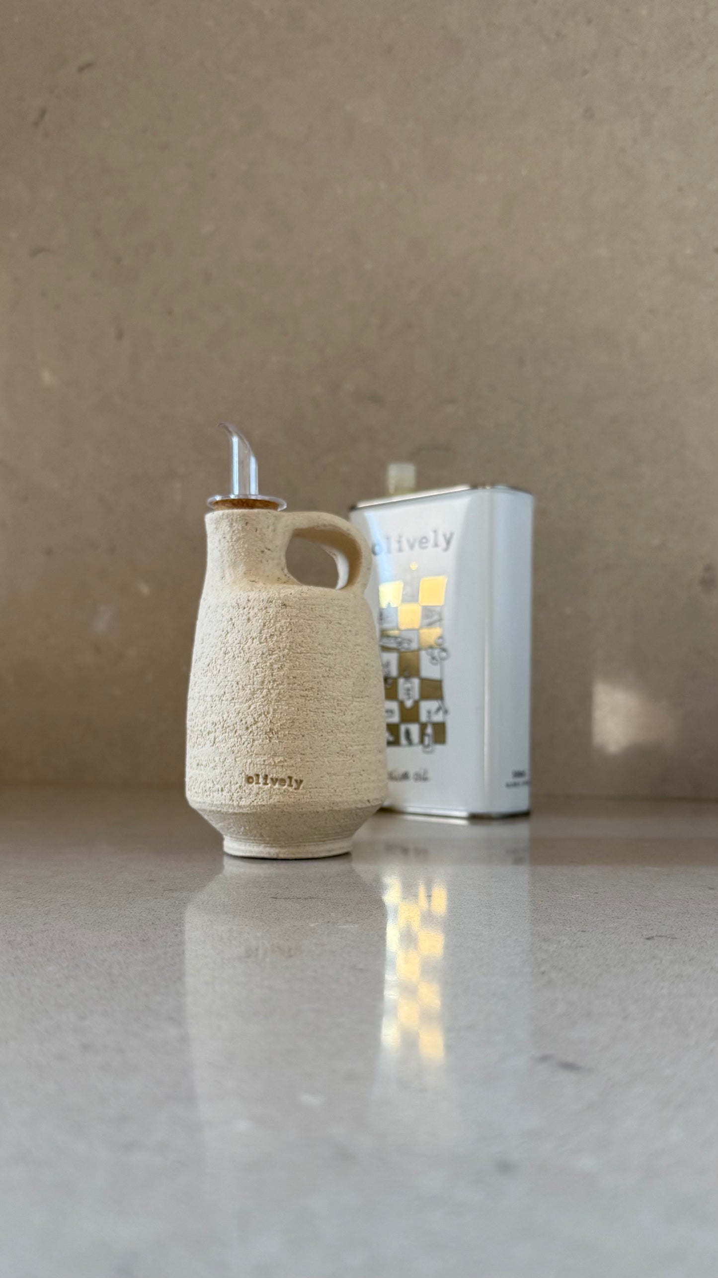 Aceite de Oliva + Aceitera de cerámica
