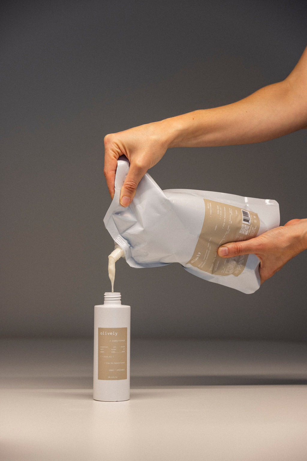 Mediterrani Conditioner Refill Bag (1000 ml) Silicone-Free, Eco-Chic Hair Care