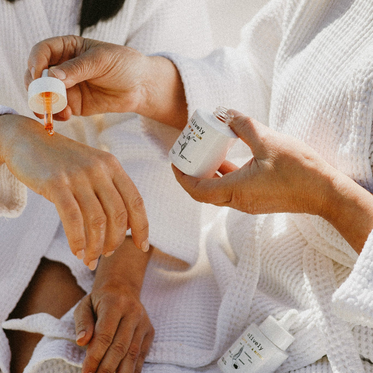 The Day & Night Duo — Morning & Night Face Serum how to use