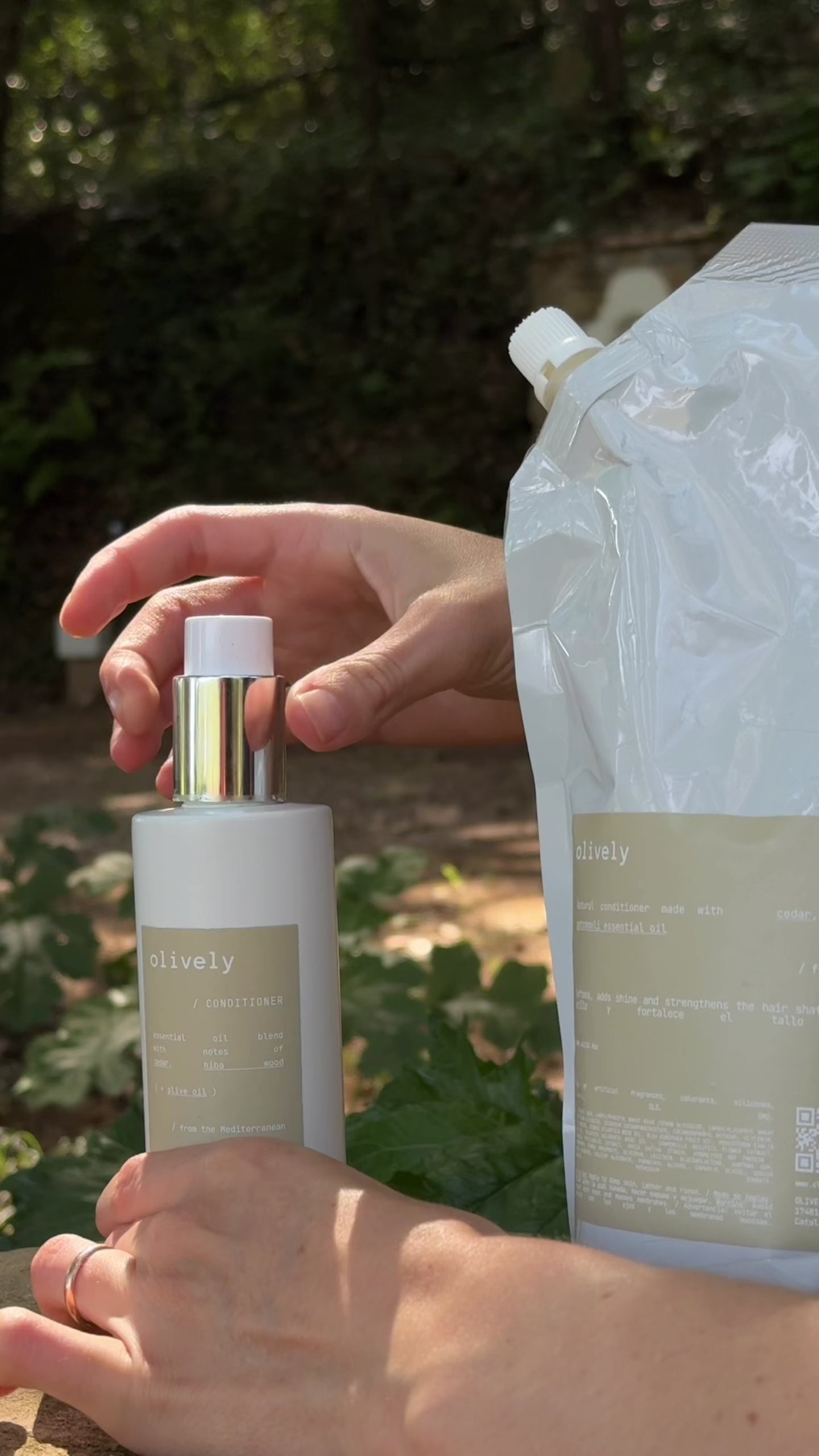 Mediterrani Conditioner Refill Bag (1000 ml) Silicone-Free, Eco-Chic Hair Care