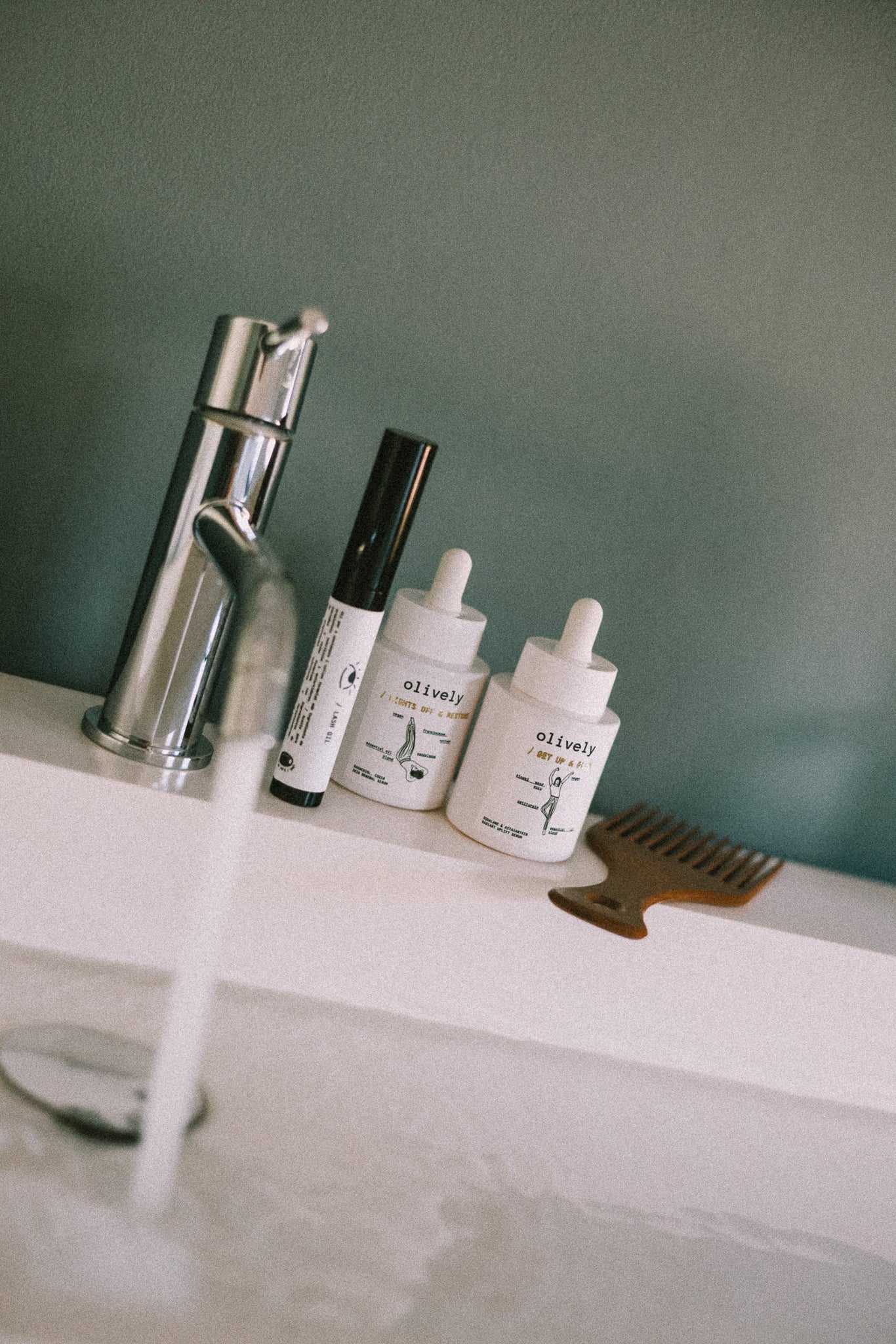 THE AM + PM SERUM + LASH TRIO